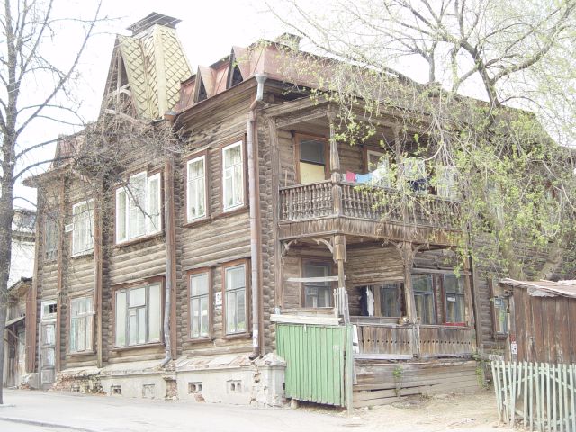 Дом К.П. Полушкина до разрушения балкона